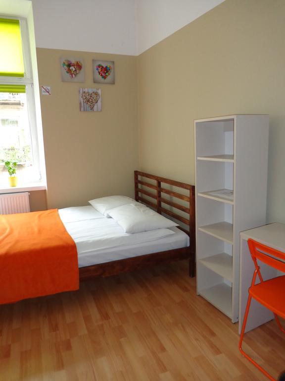 Lolek Hostel Λούμπλιν Δωμάτιο φωτογραφία